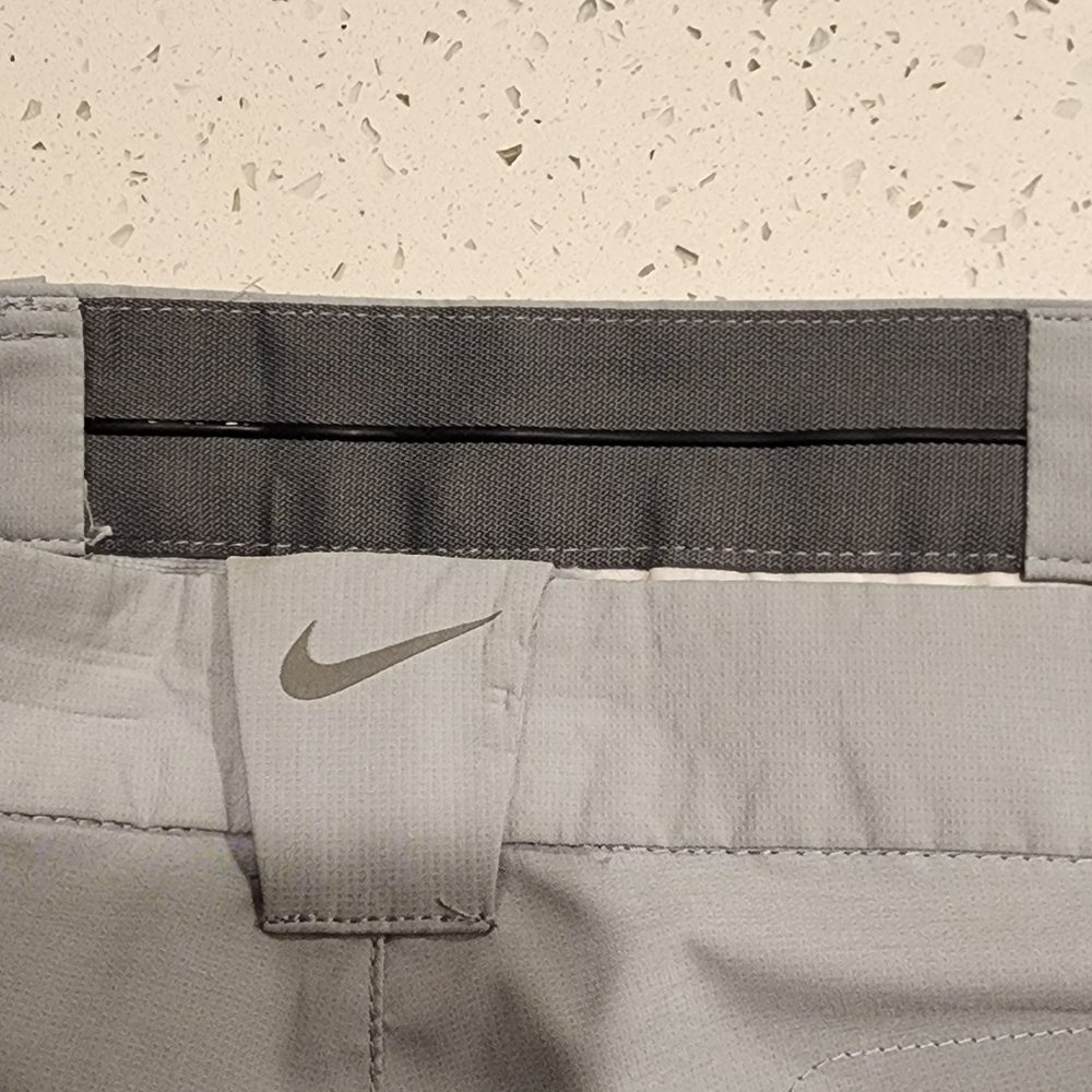 Nike Golf Tour Performance Pants   NEW 35x32   Grey Gray 509737-017